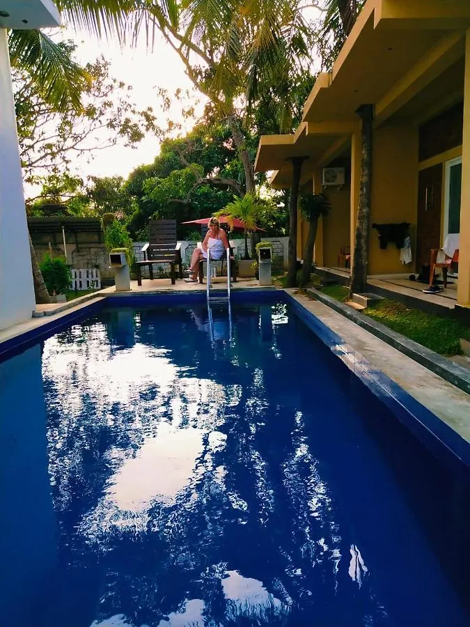 Petit Guest House Negombo 0*,